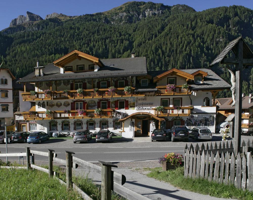 Hotel B&B Andreas Canazei Buitenkant foto