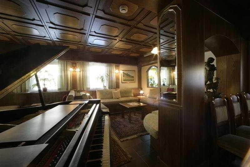 Hotel B&B Andreas Canazei Buitenkant foto