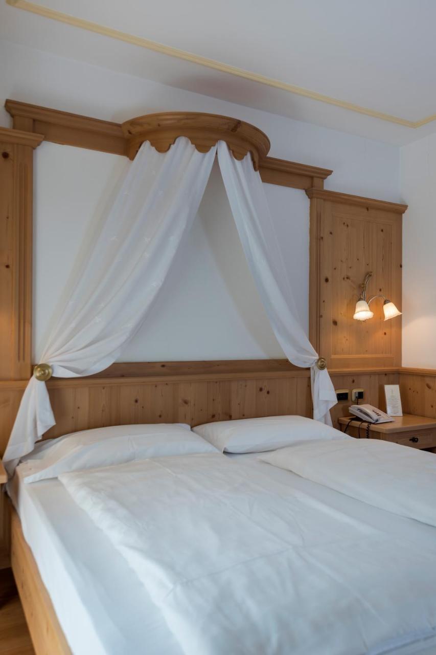 Hotel B&B Andreas Canazei Buitenkant foto